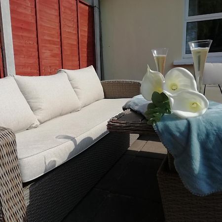 Bovinda Cottage - By The Beach, Bettystown Exteriör bild