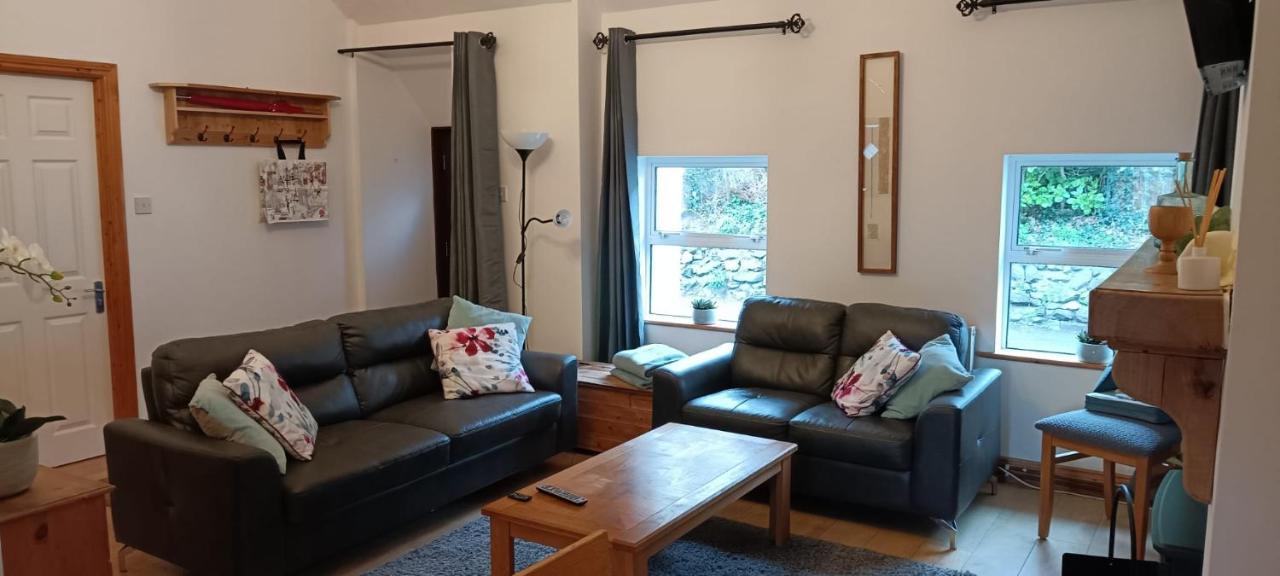 Bovinda Cottage - By The Beach, Bettystown Exteriör bild